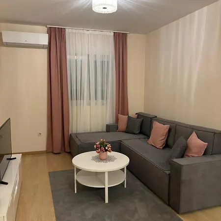 Apartment Enjoy City Kvart Podgorica Exterior photo